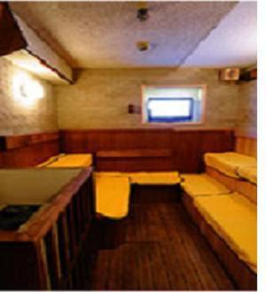 Capsule Hotel Kobe Sannomiya (Adults Only) Zewnętrze zdjęcie